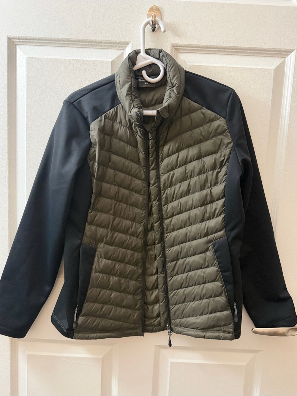32 Degrees Olive Green and Black Hybrid Puffer Jacket